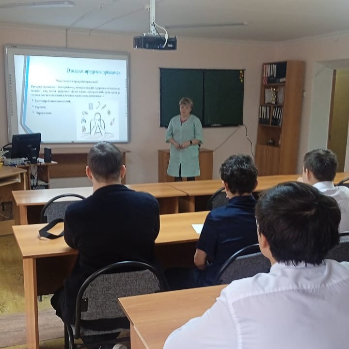 2025 11 09 20.49.04 3762150781211900099 42781414307